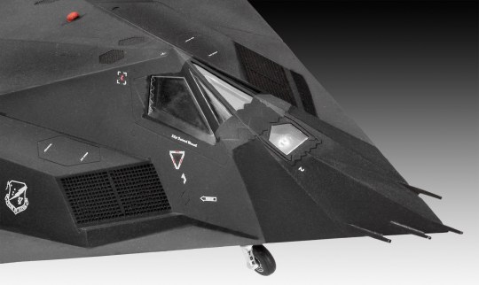 F-117A Nighthawk Stealth Fighter 1:72 Revell Model Kit 